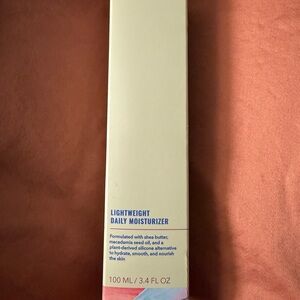 Good Molecules Lightweight Daily Moisturizer 3.4oz